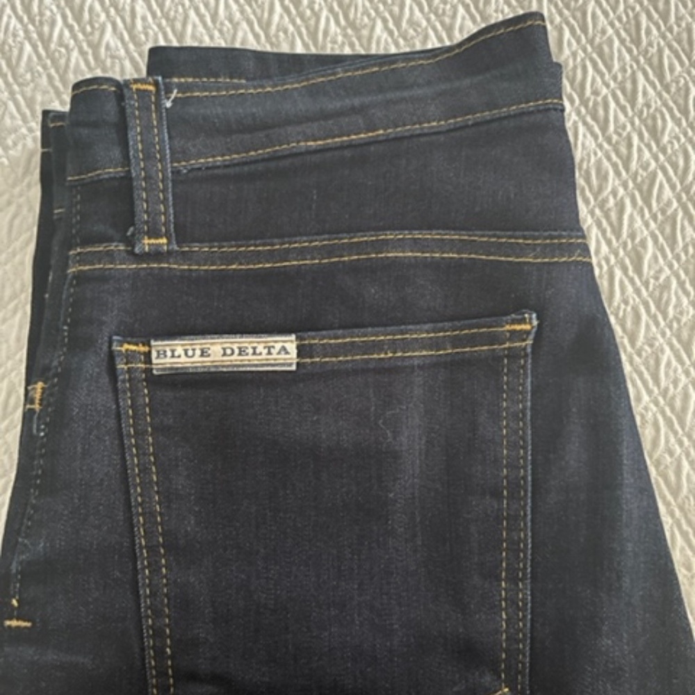 Blue Delta Jean